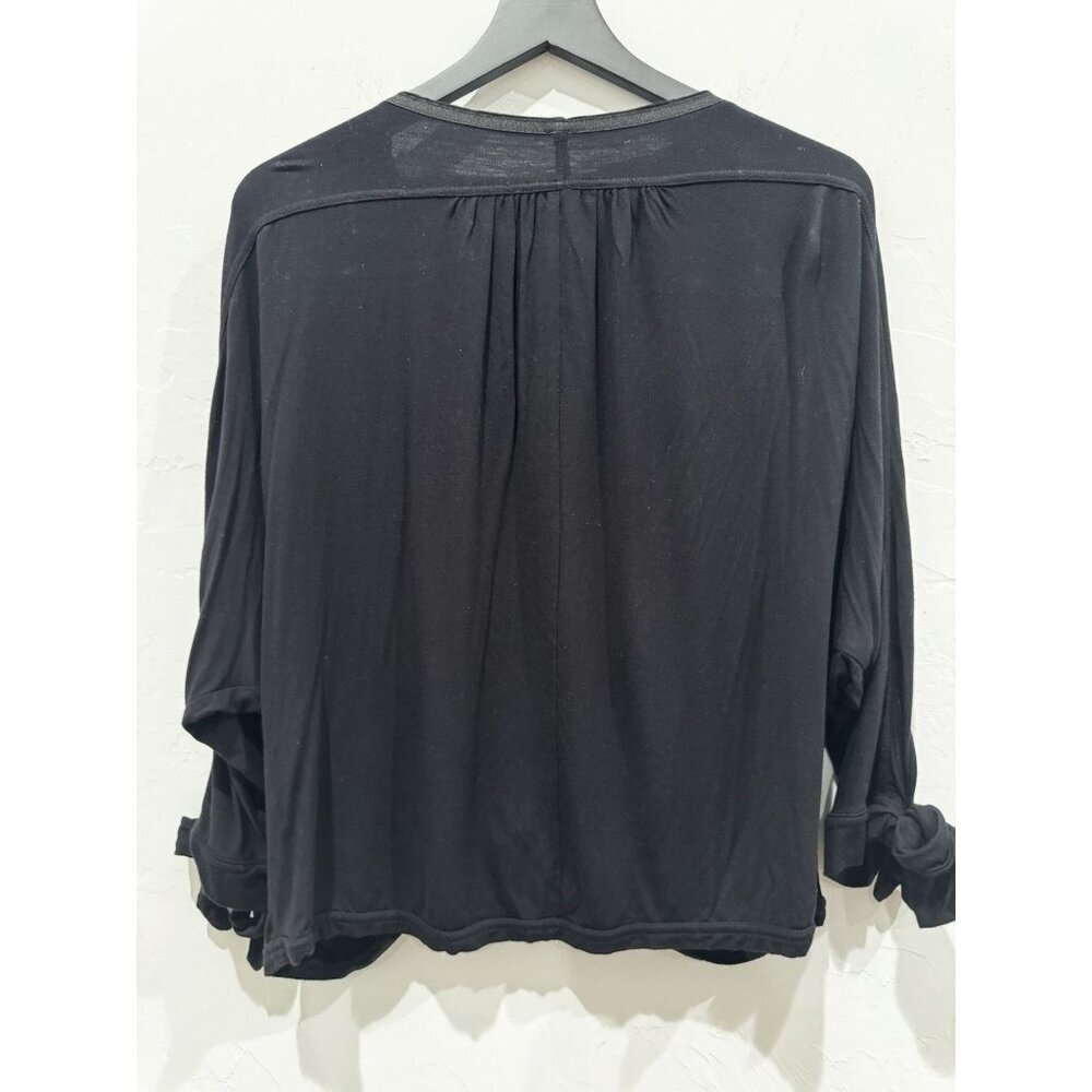 Free People Women’s Top Small ‘Keepin On Tie’ Sleeve Tee Black Button Front Boho - Picture 10 of 10